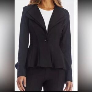 Noir Double Notch Blazer Size - Small